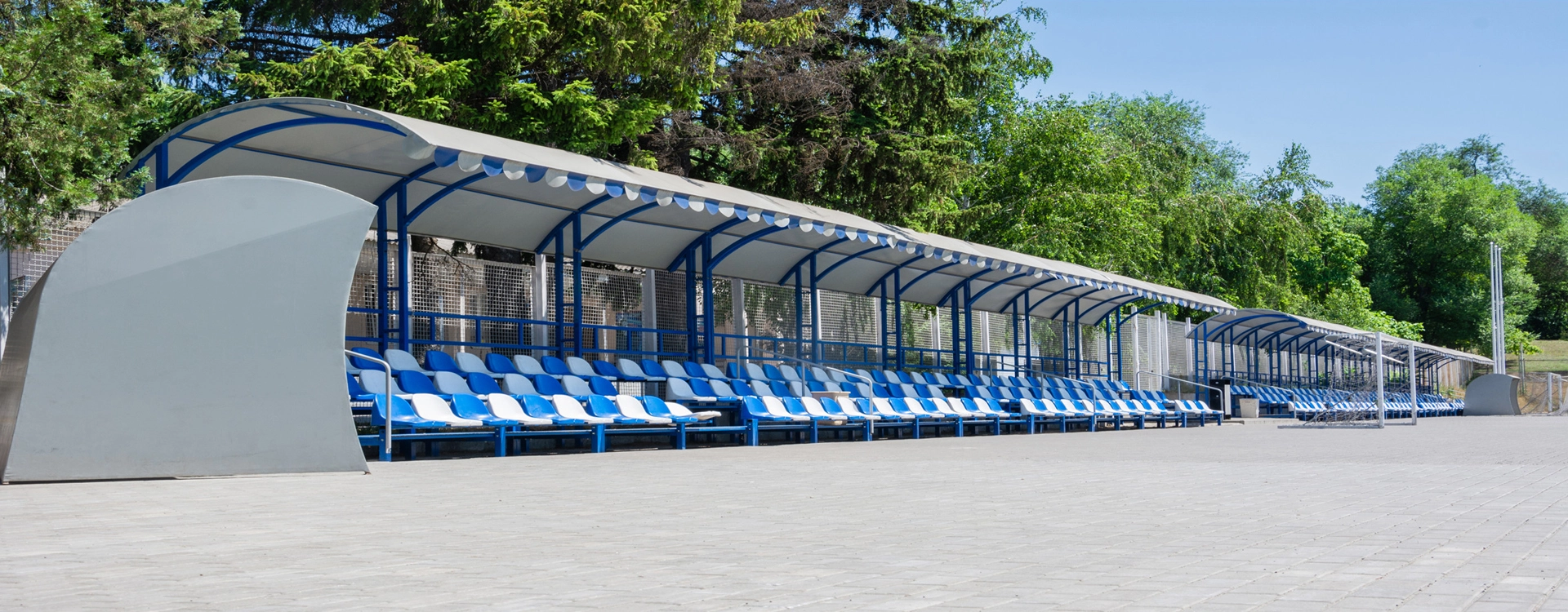 Chất hấp thụ tia cực tím benzylidene malonate